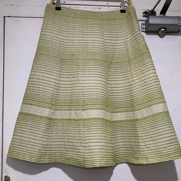CLUB MONACO LIGHTWEIGHT EMBROIDERED SKIRTS SIZE 2 - Picture 3 of 11